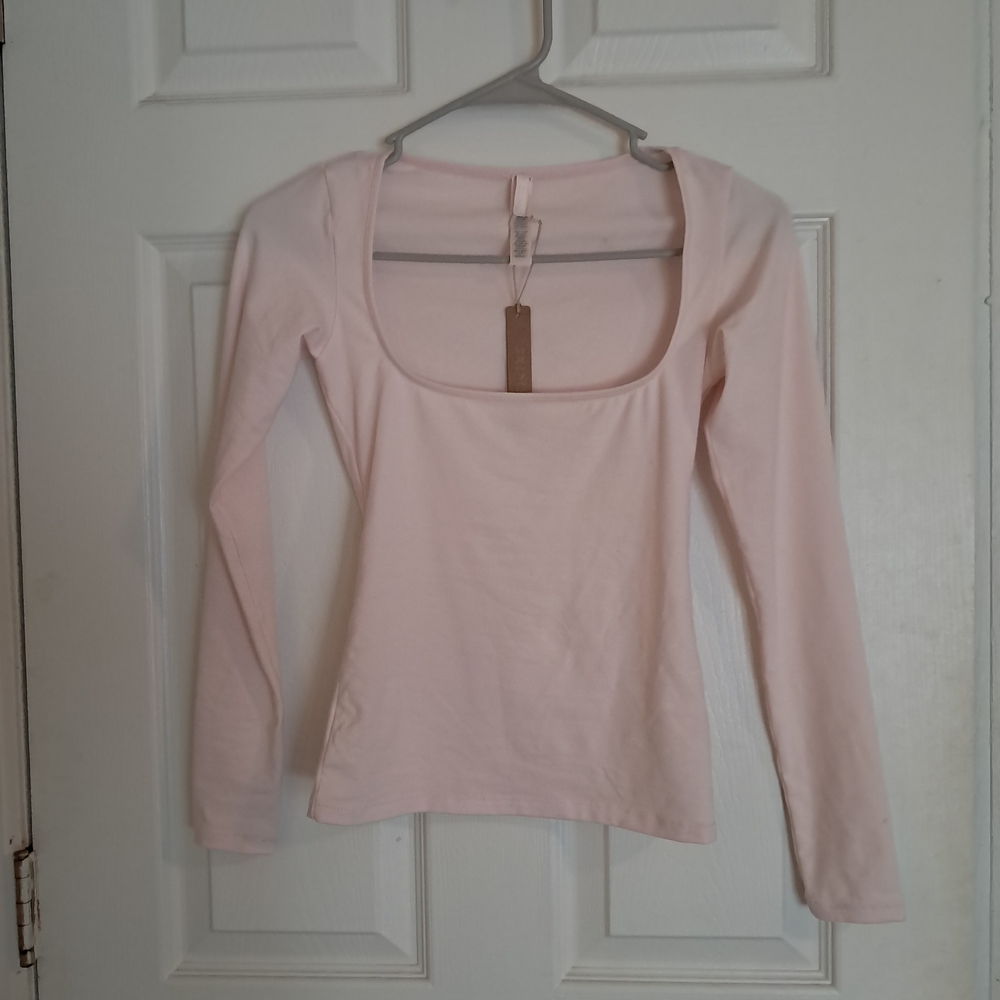 SKIMS Long Sleeve Tee